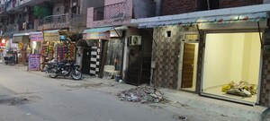Parking in 2 BHK Builder Floor at Pratap Vihar – for Sale