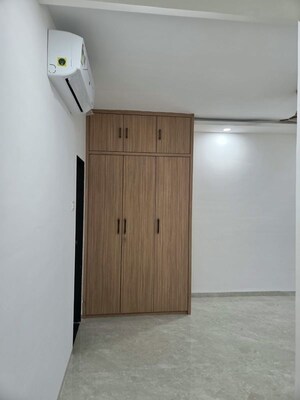 Room in 2 BHK Apartment at NMS One 27, Sector 27 Kharghar – for Rent