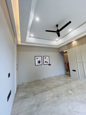 Room in 3 BHK Apartment at SG Vista, Raj Nagar Extension – for Sale