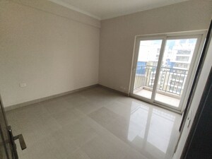 Room in 2 BHK Apartment at Paramount Floraville, Sector 137 – for Sale