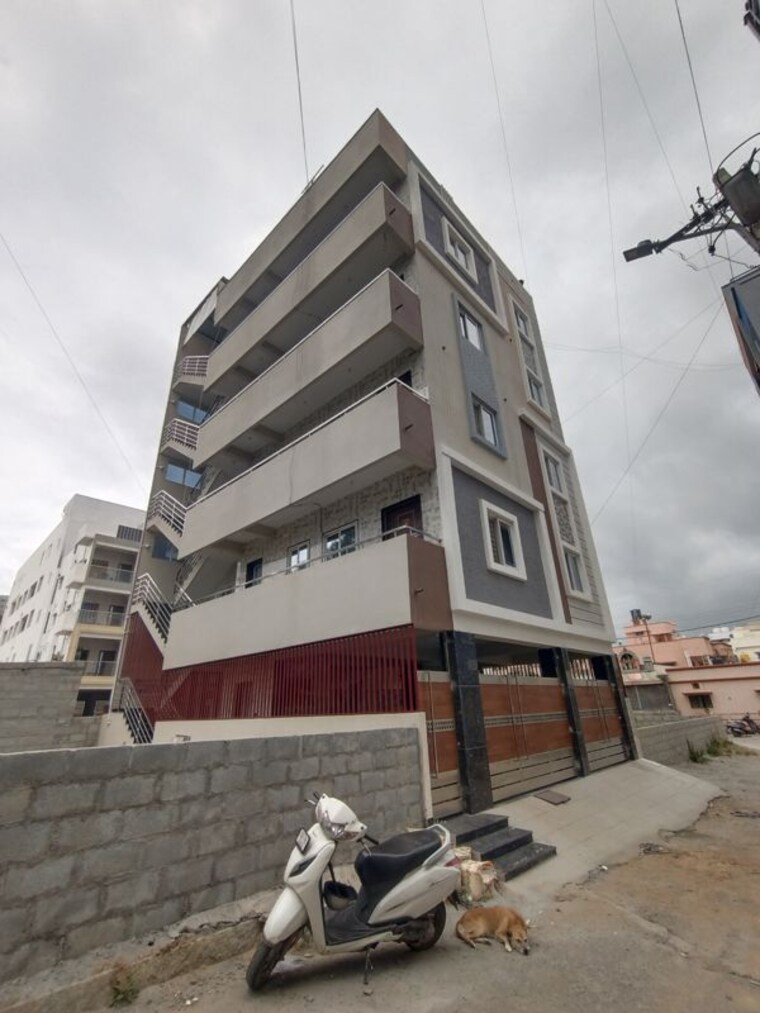 Exterior View, hal layout 2 Bedroom 1200 Sq.Ft. Builder Floor In Hal Layout Bangalore 10667989