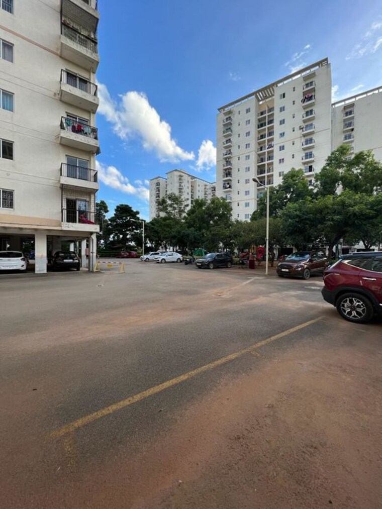  Parking, dlf-woodland-heights 2 Bedroom 946 Sq.Ft. Apartment In Jigani Bangalore 10668031