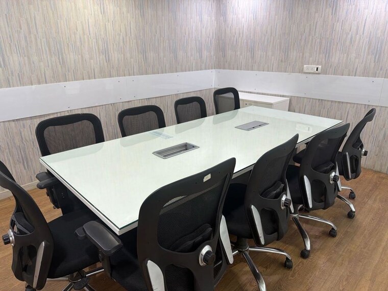 Team Area, bandra kurla complex Commercial Office Space 5500 Sq.Ft. In Bandra Kurla Complex Mumbai 10668066