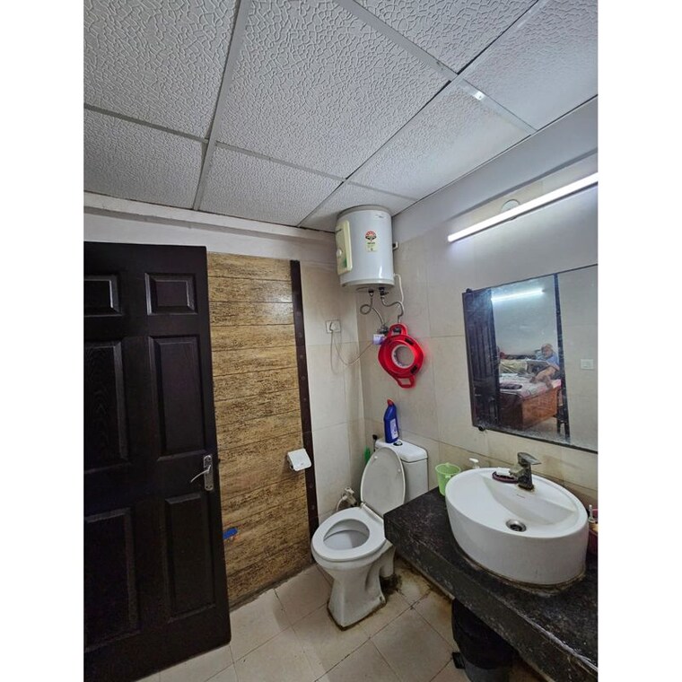 Team Area, paramount-floraville 3.5 Bedroom 1685 Sq.Ft. Apartment In Sector 137 Noida 10668024