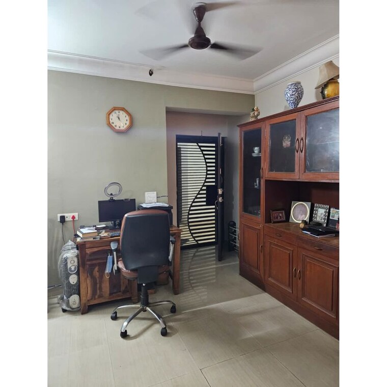 Living Room, paramount-floraville 3.5 Bedroom 1685 Sq.Ft. Apartment In Sector 137 Noida 10668024