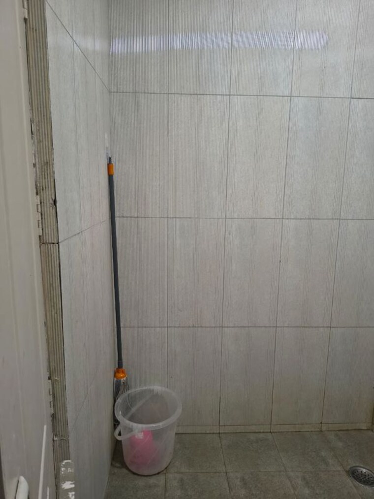 Bathroom, wegmans-signature-tower Studio 500 Sq.Ft. Apartment In Knowledge Park 3 Greater Noida Greater Noida 10664740