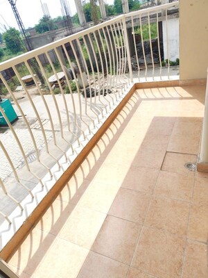 Balcony in 2 BHK Builder Floor at Sector 23 – for Rent