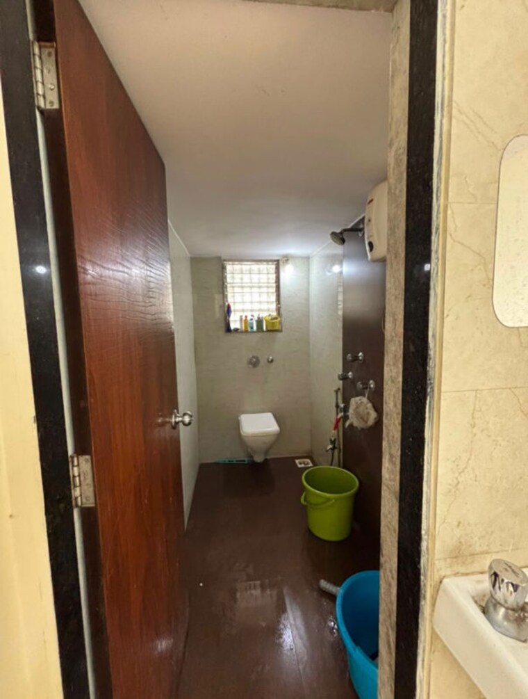 Bathroom, kukreja-chembur-heights-2 1 Bedroom 440 Sq.Ft. Apartment In Chembur Mumbai 10668075