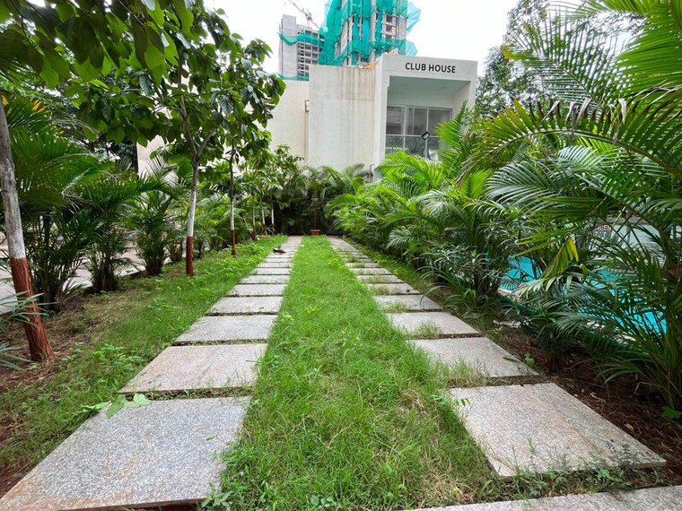 Garden, hari-om-puram 2 Bedroom 950 Sq.Ft. Apartment In Aundh Pune 10668109