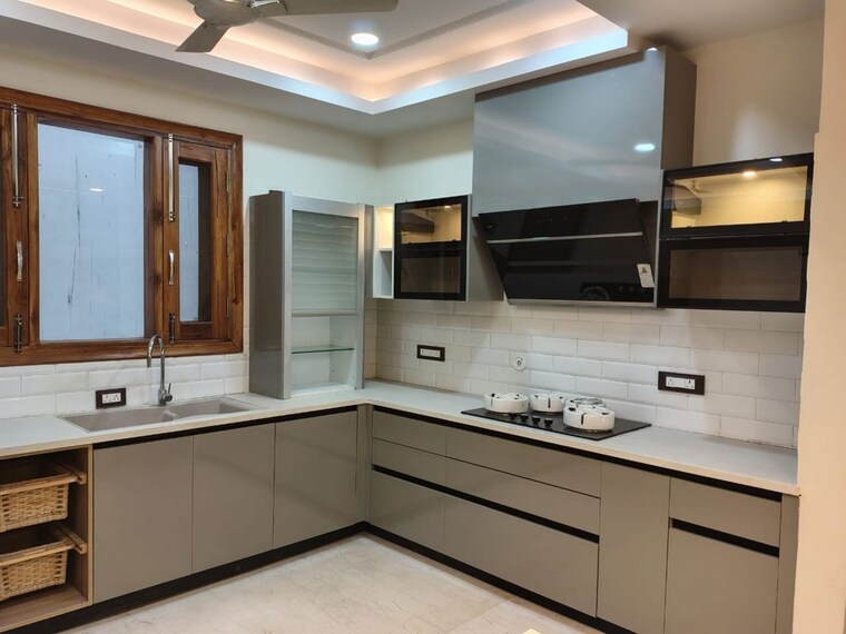 Kitchen, vipul-belmonte 4 Bedroom 3948 Sq.Ft. Apartment In Sector 53 Gurgaon 10668111