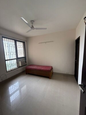 Room in 3 BHK Apartment at Unitech Uniworld Gardens 2, Sector 47 – for Rent