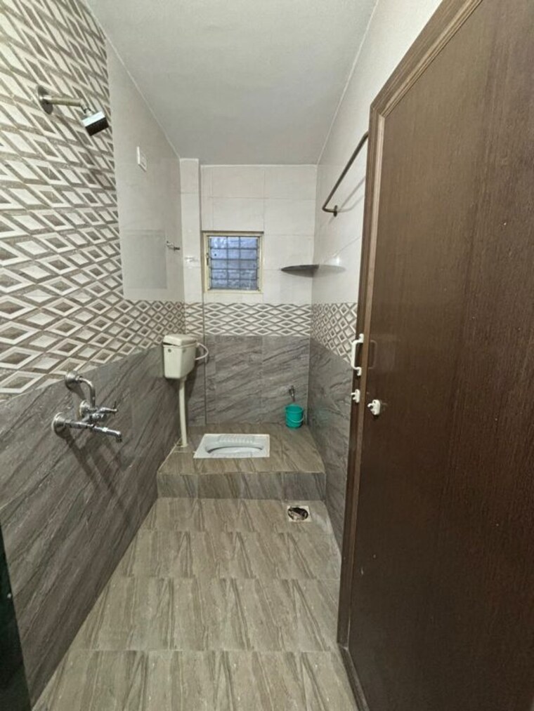 Bathroom, tanvi-residency 1 Bedroom 550 Sq.Ft. Apartment In Aundh Pune 10668136