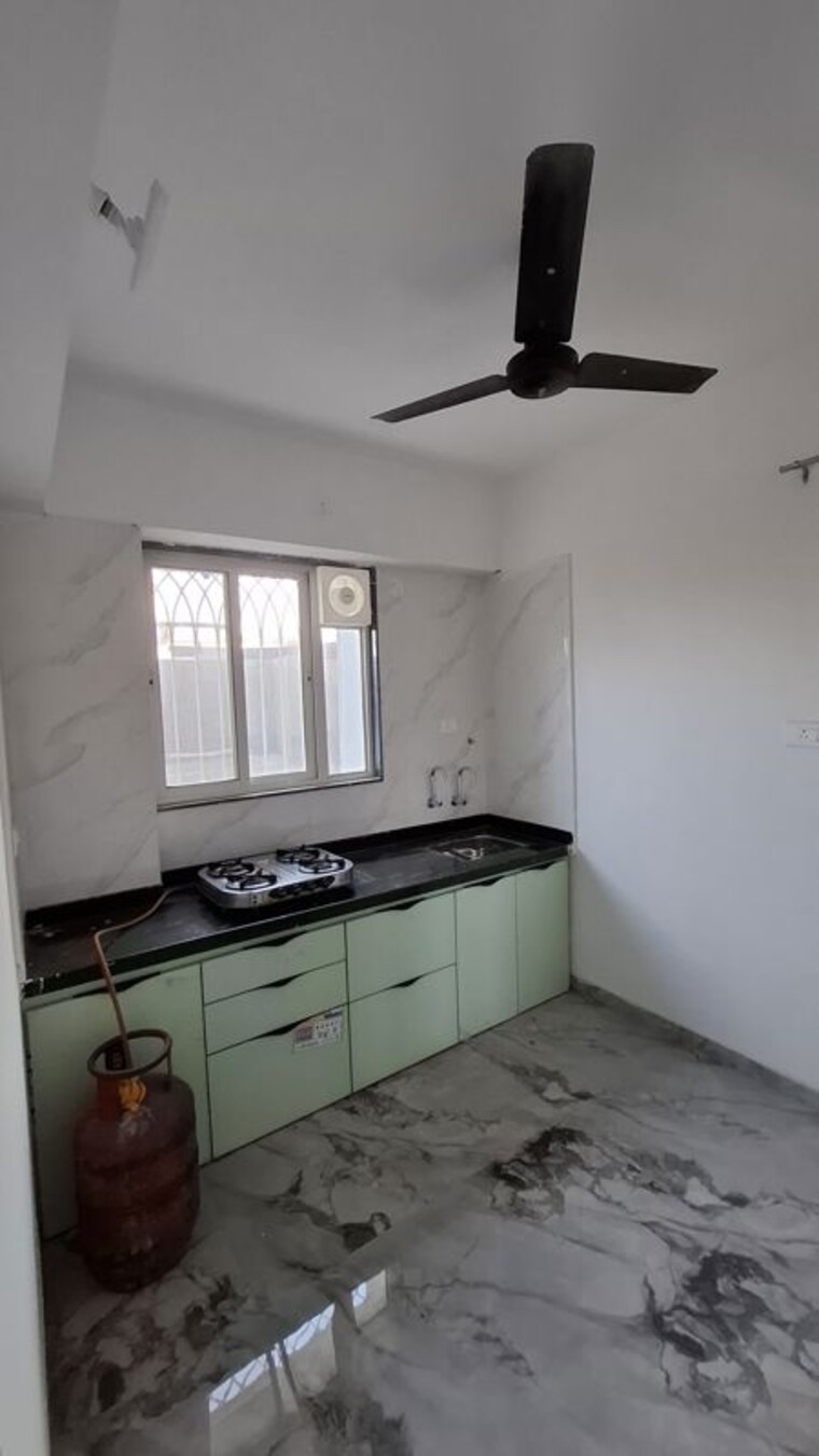 Kitchen, deepa-chs 1 Bedroom 500 Sq.Ft. Apartment In Pashan Pune 10668157