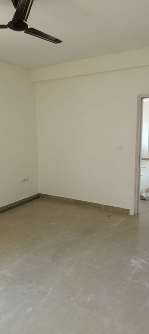 Room in 2 BHK Apartment at AWHO Shanti Vihar, Sector 95 – for Rent