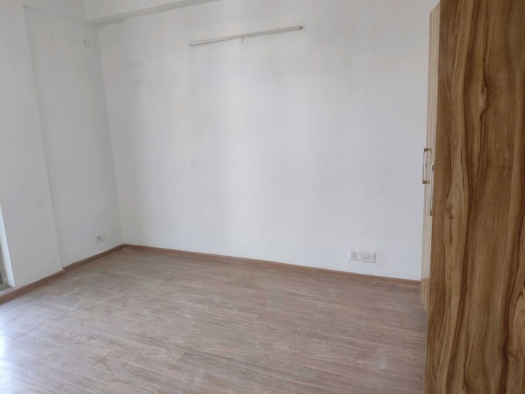 Room, sector 21 2 Bedroom 1200 Sq.Ft. Builder Floor In Sector 21 Gurgaon 10668154