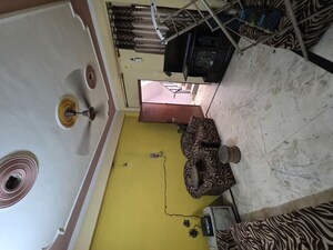Living Room in 2 BHK Apartment at Shalimar Apartments Shalimar Garden, Shalimar Garden – for Sale