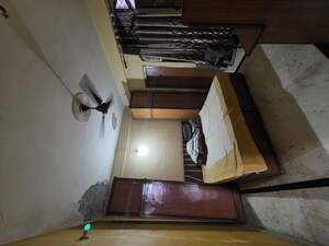 Master Bedroom in 2 BHK Apartment at Shalimar Apartments Shalimar Garden, Shalimar Garden – for Sale