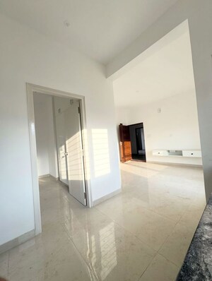 Room in 1 BHK Apartment at Sia Jaihind CHS, Chembur – for Sale