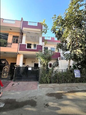 4 BHK Independent House For Sale in Mansarovar Sector 8
