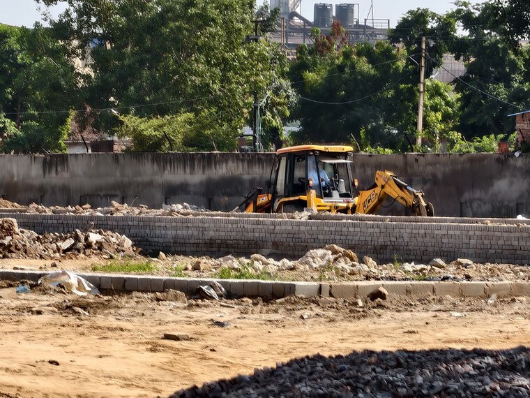 Exterior View, janak puri  100 Sq.Yd. Plot In Janak Puri Ghaziabad 10668155
