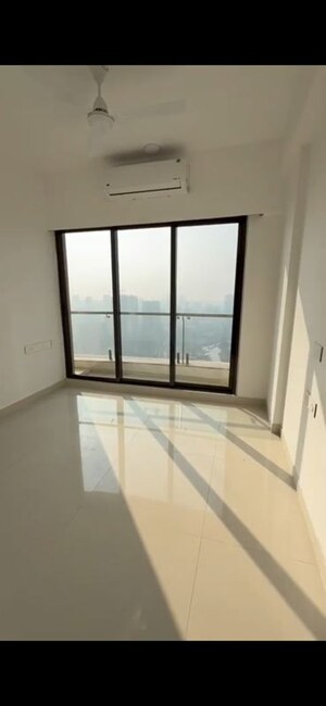 Room in 3 BHK Apartment at Sunteck City Avenue 1, Goregaon West – for Rent