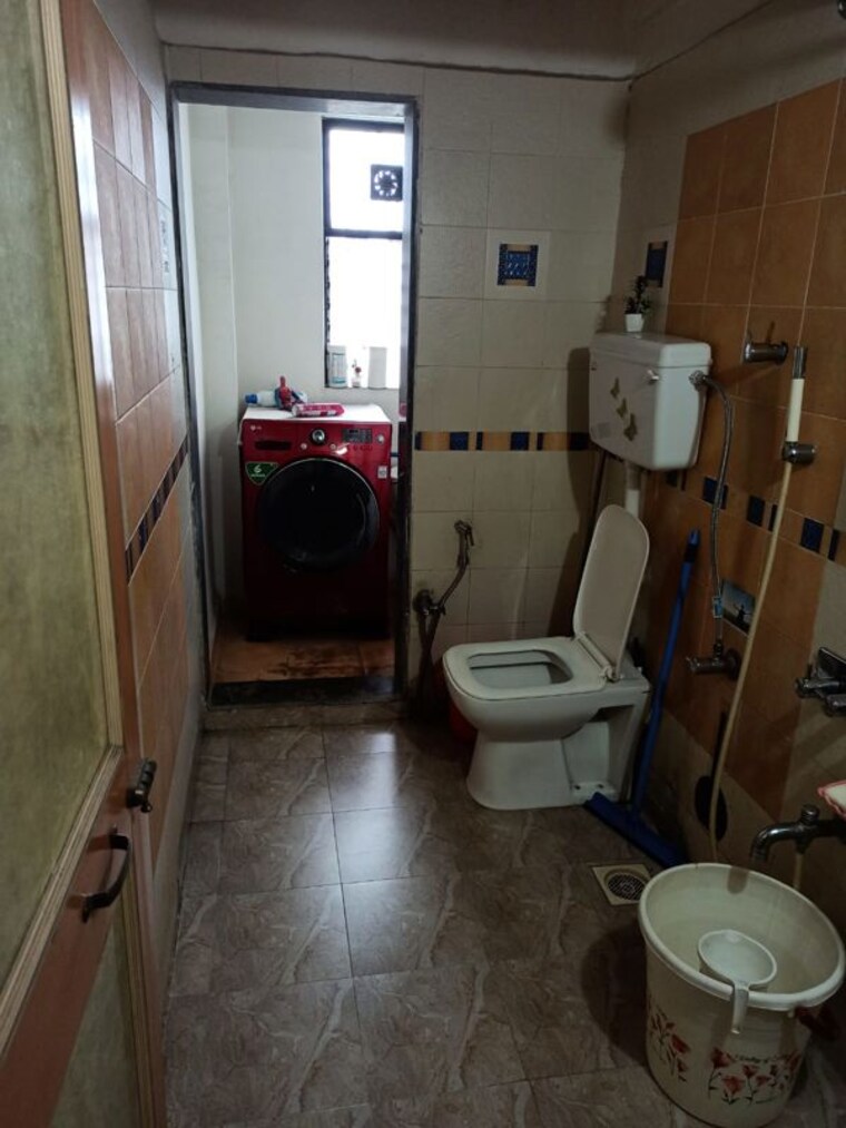 Bathroom, asian-mita-heights 4 Bedroom 1400 Sq.Ft. Apartment In Kharghar Navi Mumbai 10661106