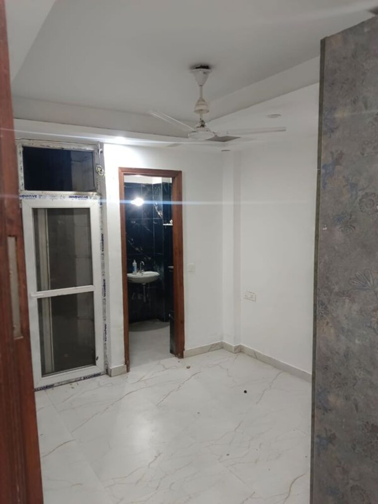 Room, vasant kunj 2 Bedroom 900 Sq.Ft. Apartment In Vasant Kunj Delhi 10668197