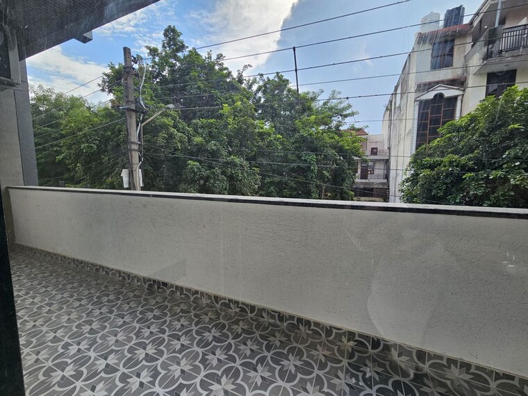 Balcony, sector 21 3 Bedroom 1200 Sq.Ft. Builder Floor In Sector 21 Gurgaon 10668194