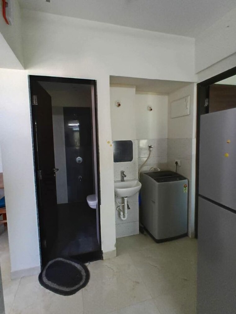 Bathroom, sethia-imperial-avenue 1 Bedroom 450 Sq.Ft. Apartment In Malad East Mumbai 10668207