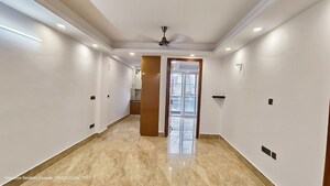 Room in 2 BHK Builder Floor at Vasant Kunj – for Rent
