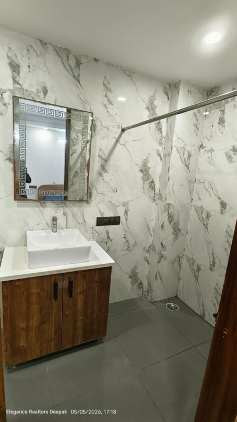 Kitchen, vasant kunj 2 Bedroom 1000 Sq.Ft. Builder Floor In Vasant Kunj Delhi 10466753