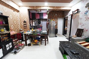 Gym in 2 BHK Apartment at Vaishnodevi Circle – for Sale