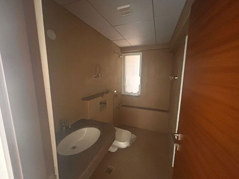 Bathroom, lotus-elise 4 Bedroom 2800 Sq.Ft. Apartment In Sector 99 Gurgaon 10668219