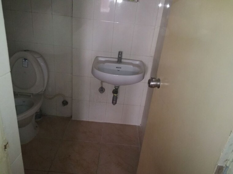 Bathroom, grand-edifice 2 Bedroom 1315 Sq.Ft. Apartment In Hoskote Bangalore 10668057