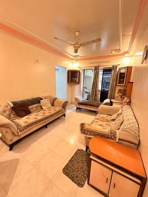 Living Room in 2.5 BHK Apartment at Harsh Paradise, Aundh – for Rent