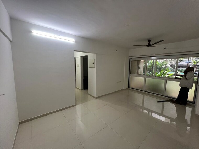 Room, godrej-central 2.5 Bedroom 876 Sq.Ft. Apartment In Chembur Mumbai 10668196