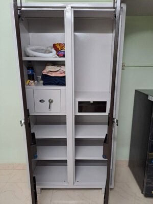 Furnished Amenities in  Pg at Senapati Bapat Marg – for Rent
