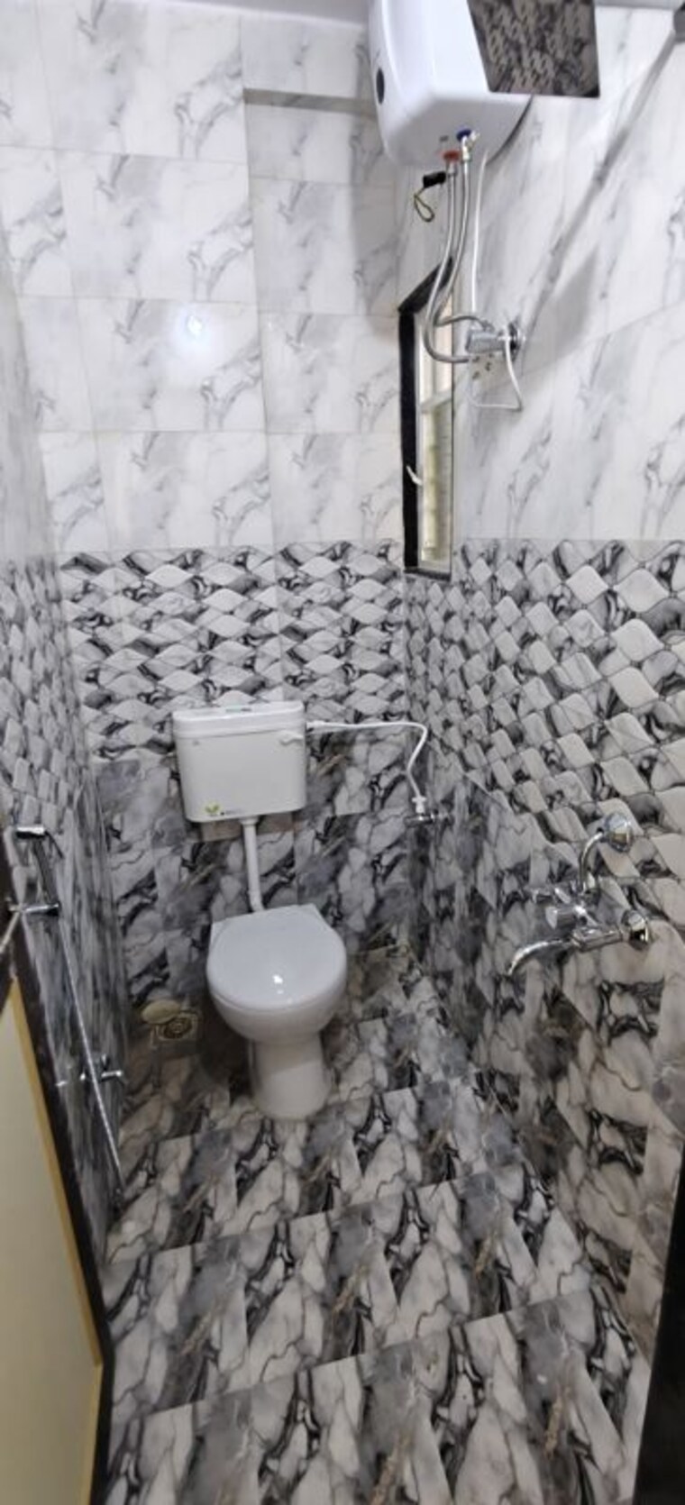 Bathroom, shivaji co operative housing society Pg For Boys & Girls In Shivaji Co Operative Housing Society 10646853