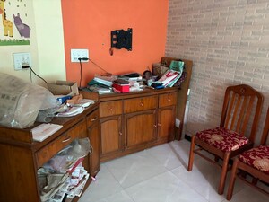 Bedroom in 2 BHK Apartment at Tulip Park CHS, Andheri East – for Rent