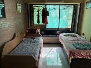 Bedroom in 2 BHK Apartment at Tulip Park CHS, Andheri East – for Rent