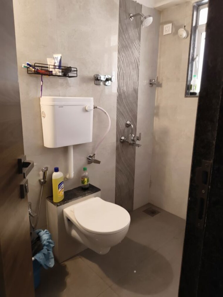 Bathroom, vrindavan-height 2 Bedroom 865 Sq.Ft. Apartment In Nalasopara East Palghar 10668263