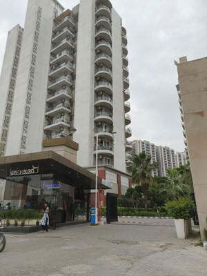 3.5 BHK Apartment – Exterior View View at Microtek Greenburg, Sector 86 - for Rent