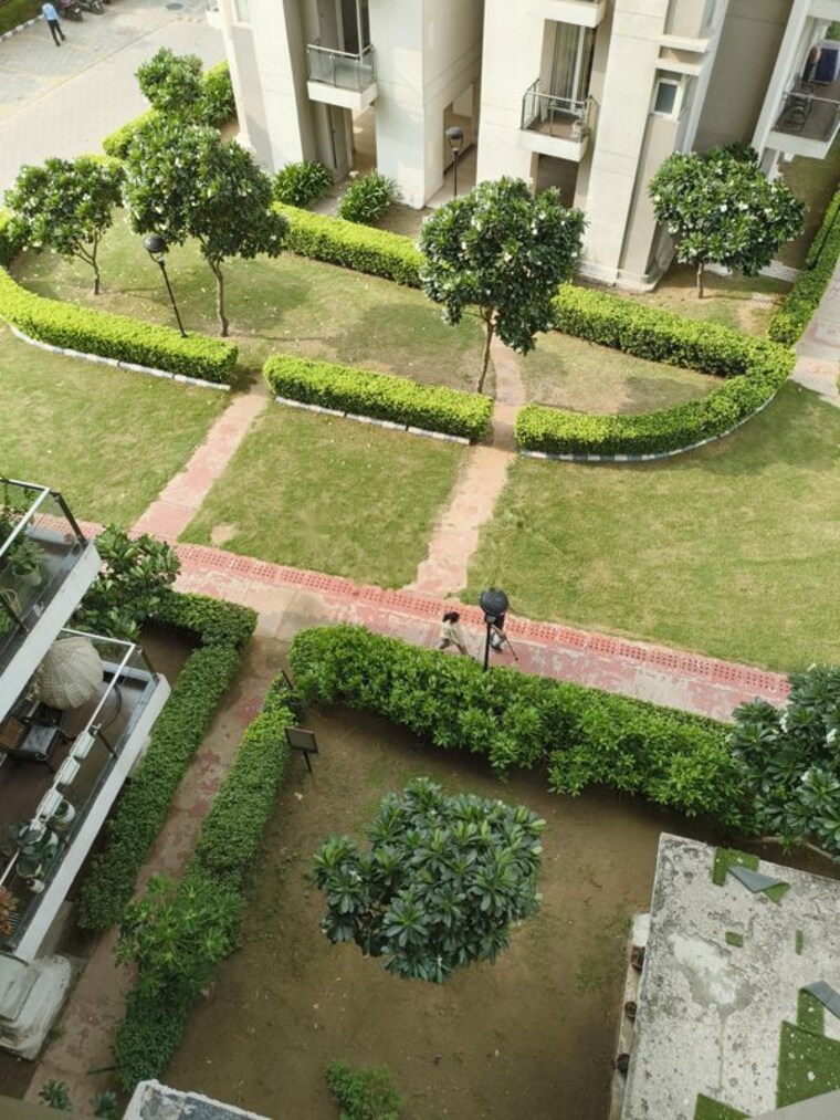 Garden, microtek-greenburg 3.5 Bedroom 1895 Sq.Ft. Apartment In Sector 86 Gurgaon 10668281