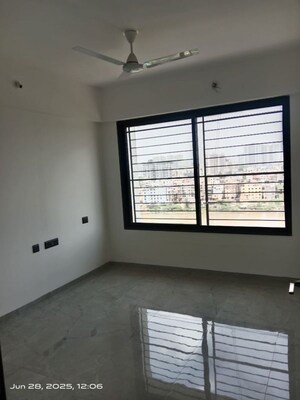 Room in 3.5 BHK Apartment at Gera World of Joy, Kharadi – for Rent