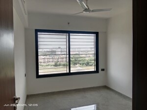 Room in 3.5 BHK Apartment at Gera World of Joy, Kharadi – for Rent