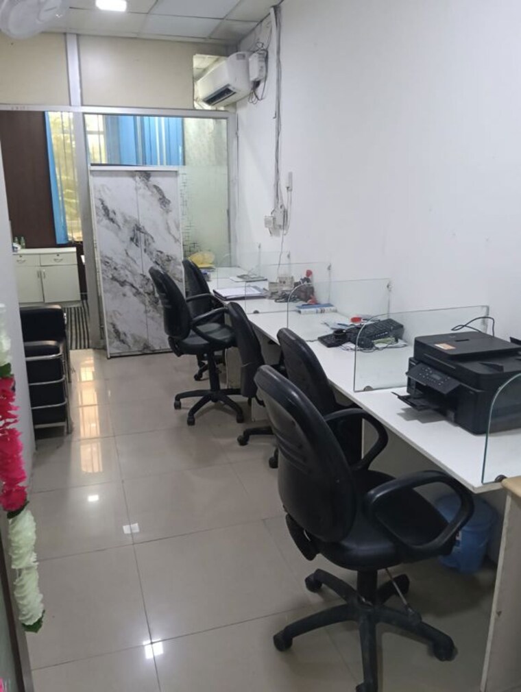 Team Area, sector 63 Commercial Office Space 630 Sq.Ft. In Sector 63 Noida 10668332