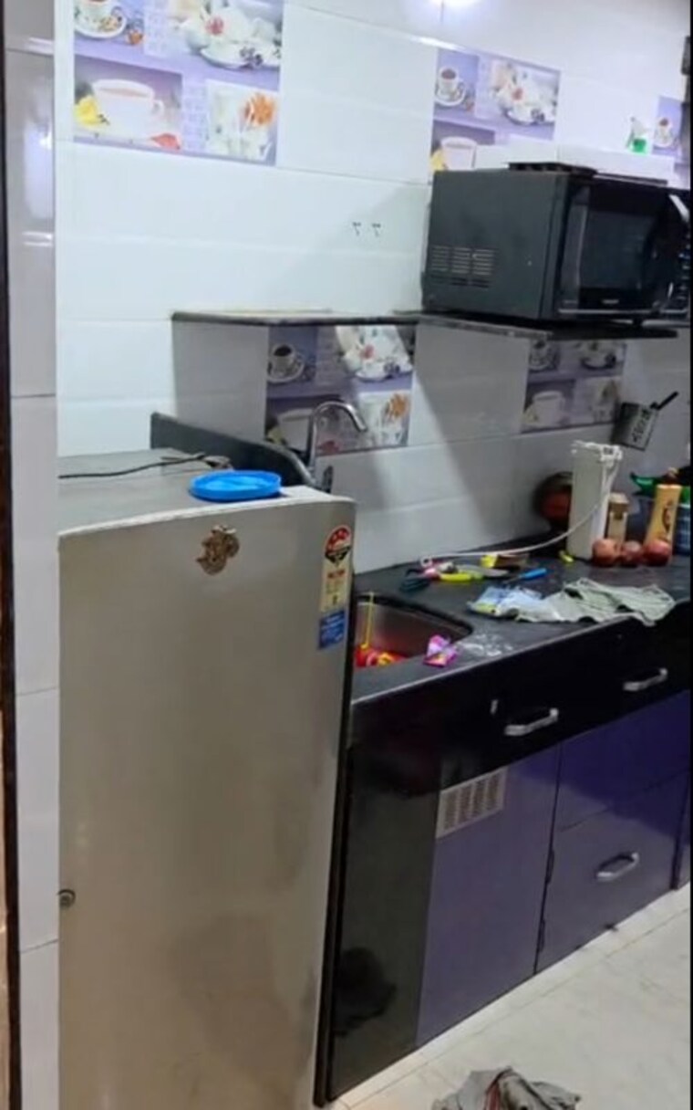 Kitchen, big-splash 1 Bedroom 400 Sq.Ft. Apartment In Vashi Sector 17 Navi Mumbai 10668327