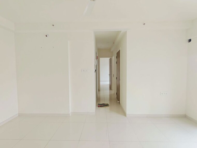 Room, godrej-emerald 2 Bedroom 708 Sq.Ft. Apartment In Ghodbunder Road Thane 10668292
