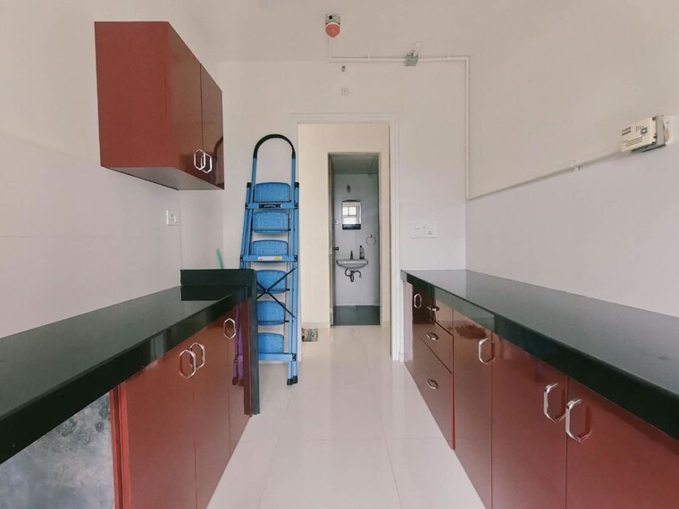 Kitchen, godrej-emerald 2 Bedroom 708 Sq.Ft. Apartment In Ghodbunder Road Thane 10668292