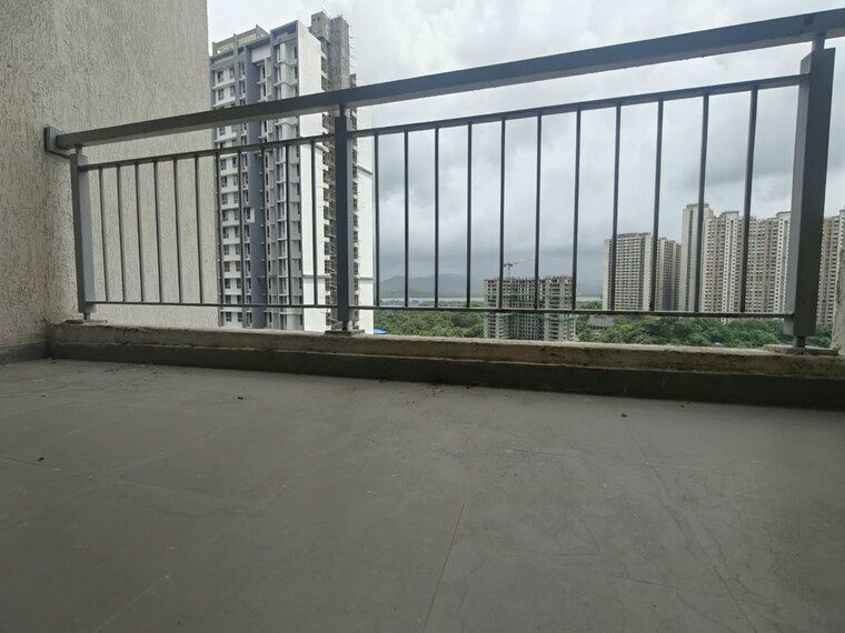 Room, godrej-emerald 2 Bedroom 708 Sq.Ft. Apartment In Ghodbunder Road Thane 10668292